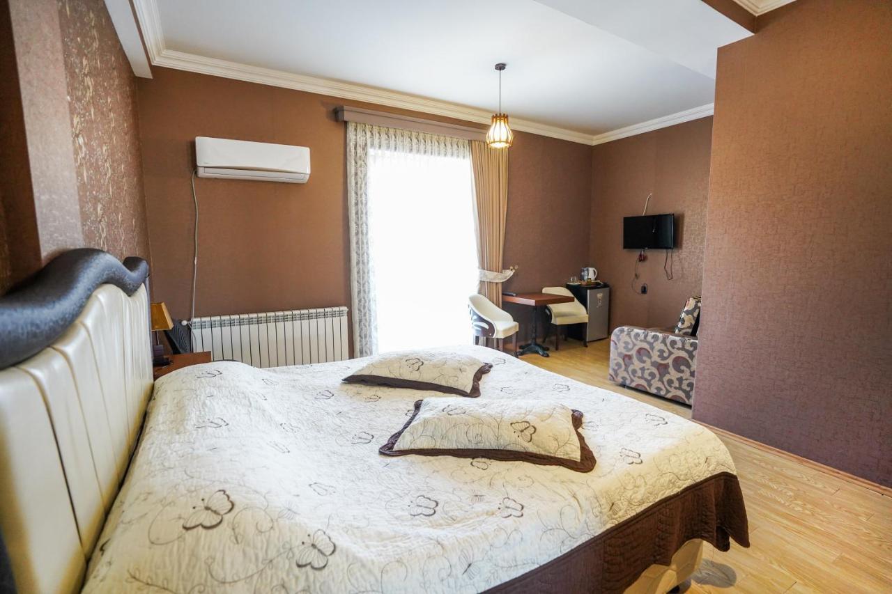 Natali Hotel Bordjomi Extérieur photo