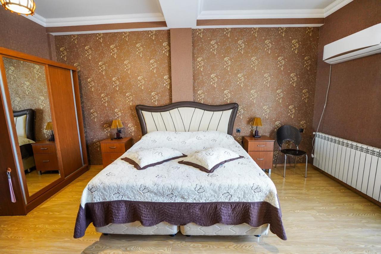 Natali Hotel Bordjomi Extérieur photo