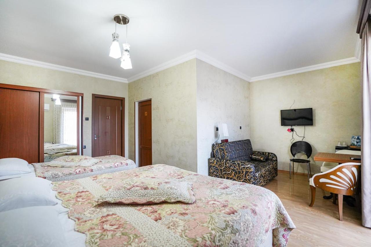 Natali Hotel Bordjomi Extérieur photo
