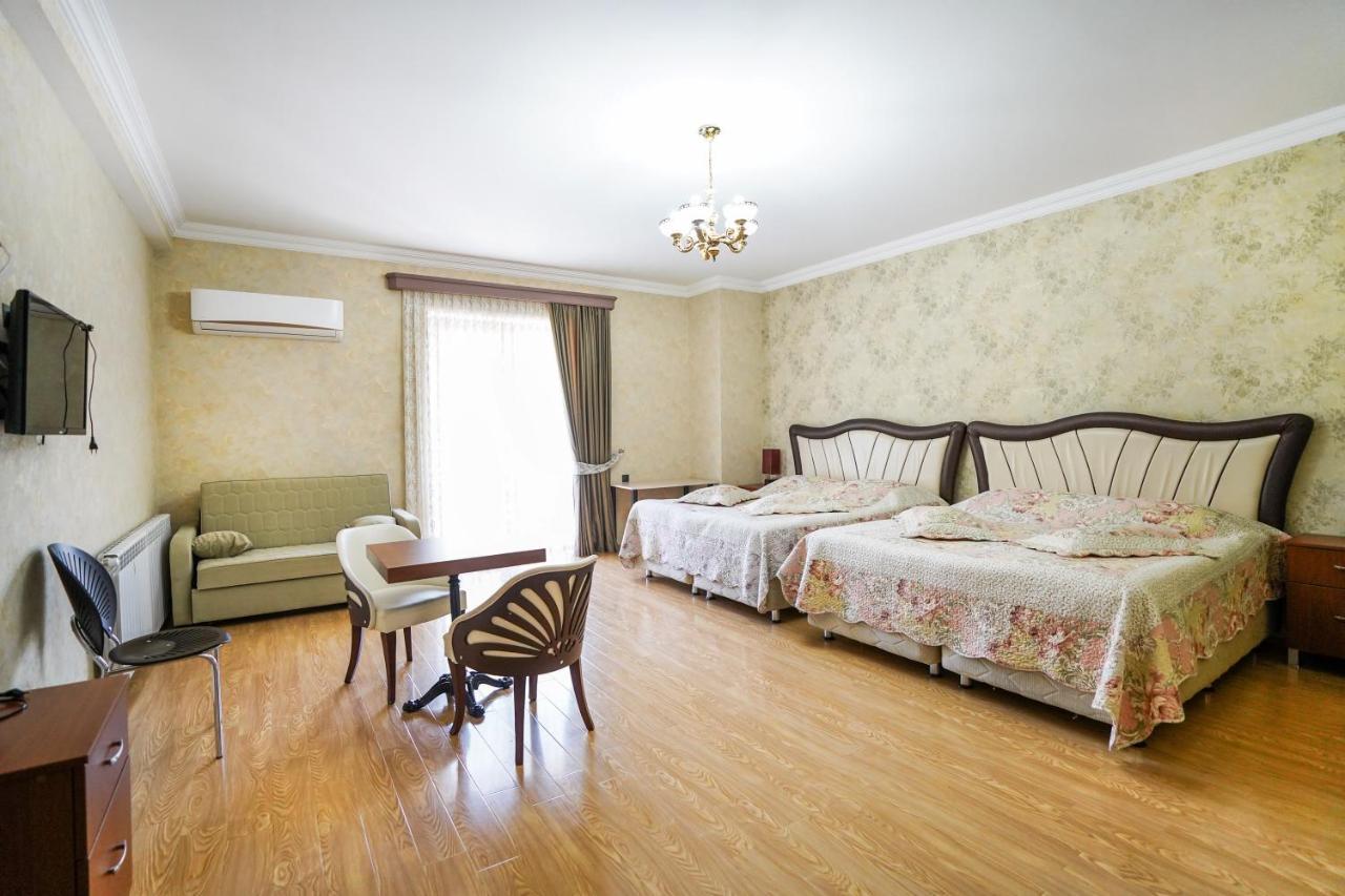 Natali Hotel Bordjomi Extérieur photo